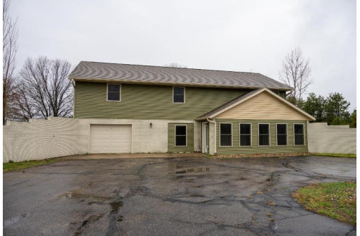 805 N John Street, Necedah, WI 54646