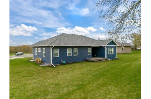 727 Chester Court, Ripon, WI 54971