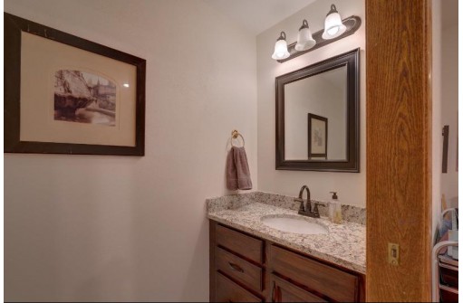 821 Sauk Ridge Trail, Madison, WI 53717