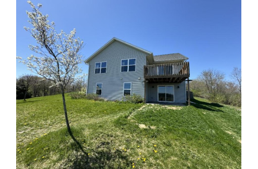 16896 Pond View Lane, Mineral Point, WI 53565