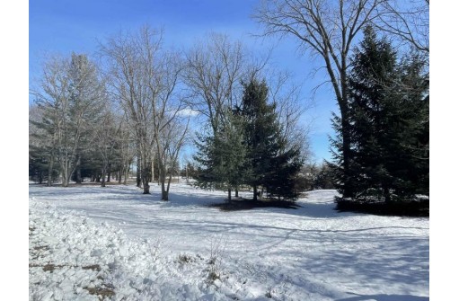 N5730 Whitetail Court, Green Lake, WI 54941