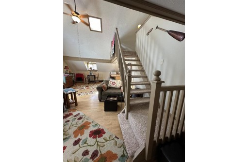 W1620 Cliff House Road, Lyndon Station, WI 53944