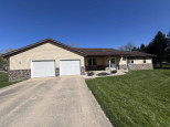 392 E Riverview Road Edgerton, WI 53534-9015