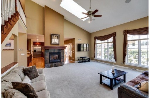 9802 Red Sky Drive, Middleton, WI 53562
