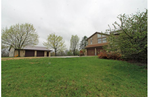 6004 Blue Ridge Road, Barneveld, WI 53507