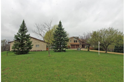 6004 Blue Ridge Road, Barneveld, WI 53507