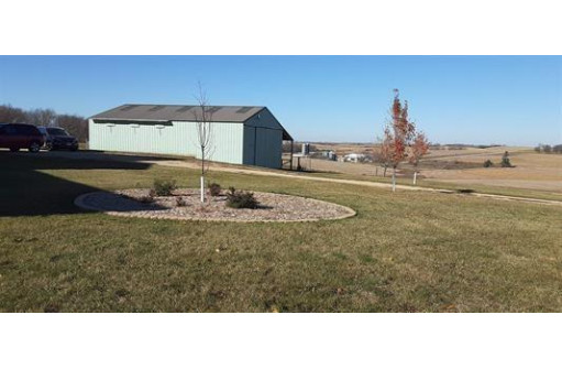 155 Walnut Road, Platteville, WI 53818