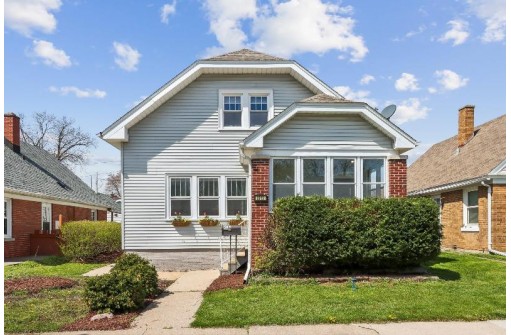 2012 Quincy Avenue, Racine, WI 53403