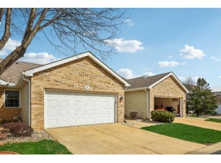 1055 Stonewood Crossing Sun Prairie, WI 53590