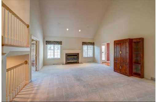 10 Coyote Court, Madison, WI 53717