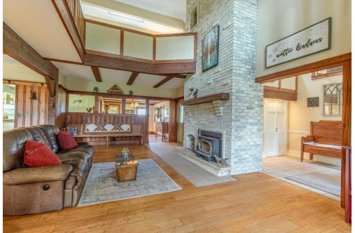 1678 Greenway Road, Sun Prairie, WI 53590