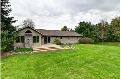 3581 Lake View Drive, Stoughton, WI 53589