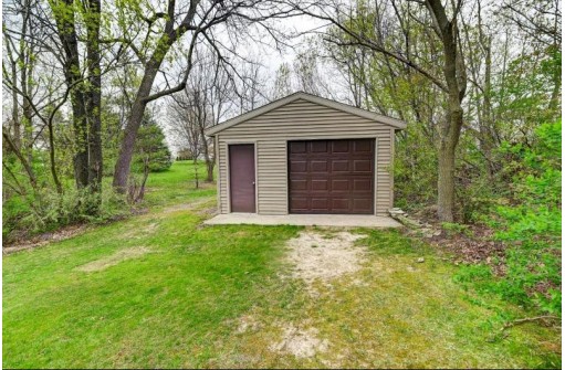 3581 Lake View Drive, Stoughton, WI 53589