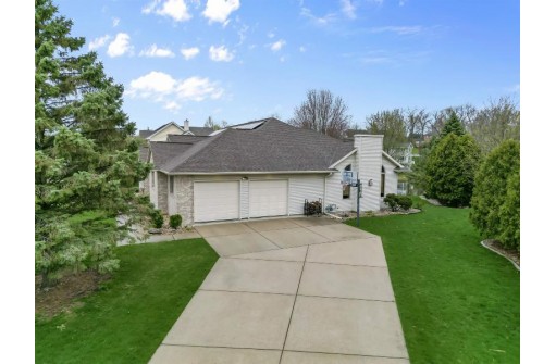 310 Ashton Drive, Verona, WI 53593