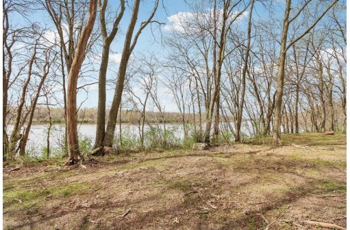 73 ACRES County Road O, Portage, WI 53901