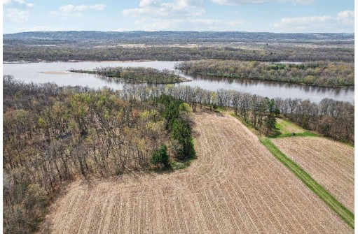 73 ACRES County Road O, Portage, WI 53901