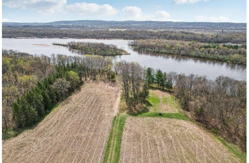 73 ACRES County Road O, Portage, WI 53901