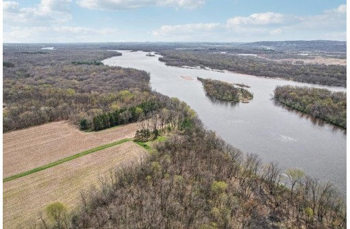 73 ACRES County Road O, Portage, WI 53901