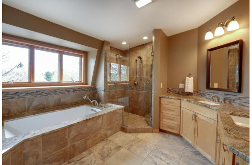 743 Tamarack Court, Verona, WI 53593