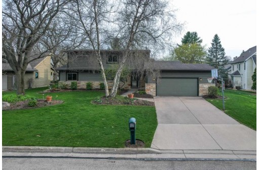 743 Tamarack Court, Verona, WI 53593