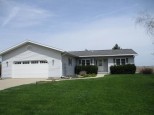 185 Victory Street Juneau, WI 53039