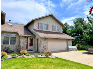 38612 Golf View Drive Prairie Du Chien, WI 53821