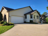 1746 Apple Drive Sun Prairie, WI 53590