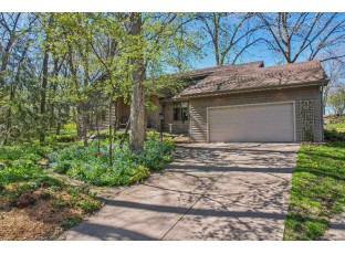 5 Valhalla Court Madison, WI 53719