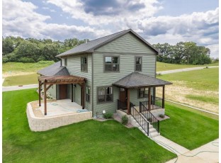 456 Gunderson Drive Portage, WI 53901