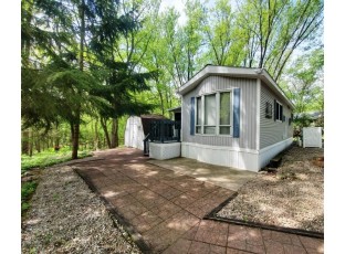 495 Sunset Circle Edgerton, WI 53534