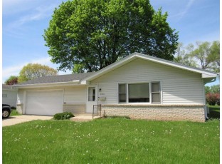 2731 Hawthorne Avenue Janesville, WI 53545