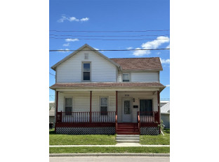 806 Academy Street Elroy, WI 53929