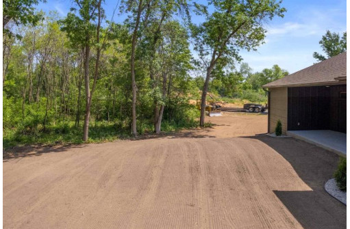 608 Briarwood Way, Plover, WI 54467