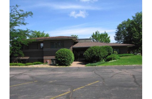 1220 North 6th Street, Wausau, WI 54401