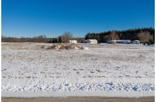 LT20 Plateau Drive, Elkhart Lake, WI 53020