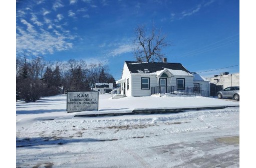 4901 South 27th Street, Greenfield, WI 53221-2605