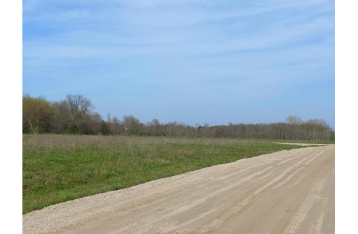 LT165 Schinker Creek Road, Sheboygan, WI 53081