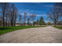 6265 Hilldale Drive, Hartford, WI 53027-9535