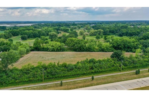 LT2 Loomis Road, Muskego, WI 53150-5100