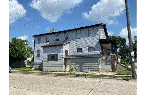 1644 Packard Avenue, Racine, WI 53403