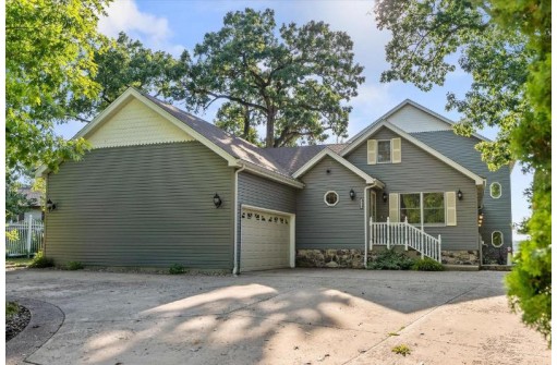 3159 East Lake Shore Drive, Twin Lakes, WI 53181