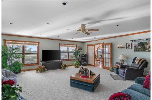 3159 East Lake Shore Drive, Twin Lakes, WI 53181