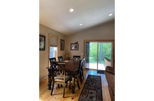 W5050 Bear Paw Road, Amberg, WI 54102