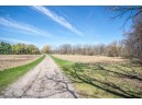 6265 Hilldale Drive, Hartford, WI 53027-9535