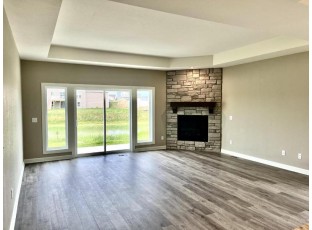 1566 Weston Ridge Road Oconomowoc, WI 53066-3409