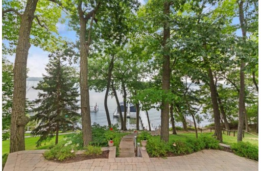 257 Constance Boulevard, Williams Bay, WI 53191-9545