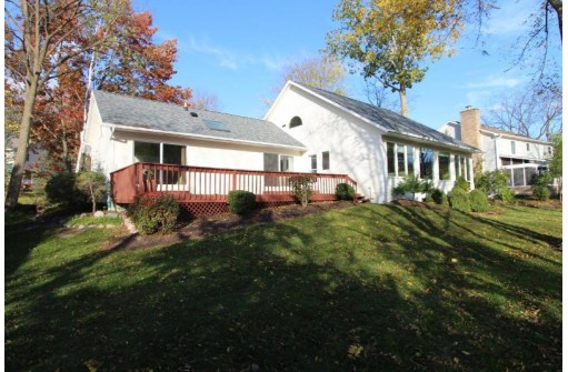 537 Wiswell Drive, Williams Bay, WI 53191