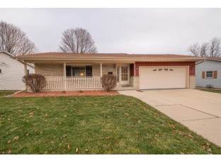 1368 Balsam Place West Bend, WI 53095-3006