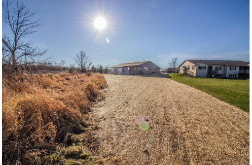 118 Sunrise Court, Cedar Grove, WI 53013