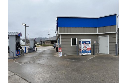 102 East Commercial Street, Viola, WI 54664